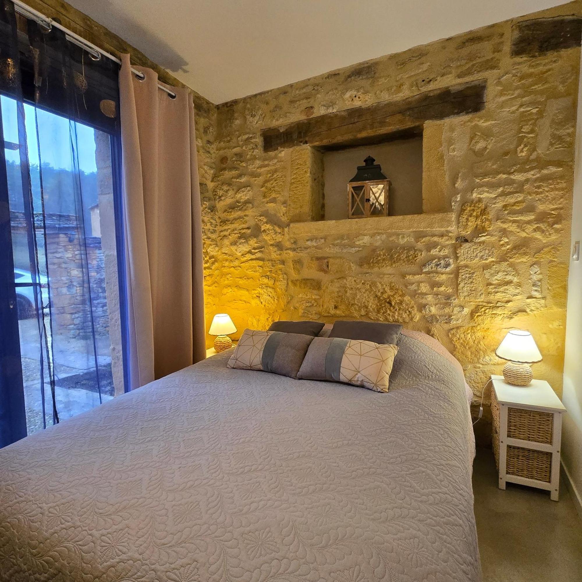 Les Combes Lascaux Ferienhaus *